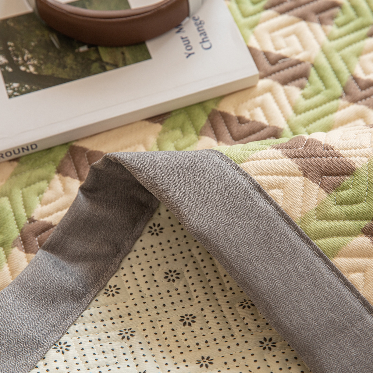 91家纺网 家纺一手货源 找家纺 简宜家居（朝初家纺） 2026新款纯棉老粗布夏季凉席席子 雾绿格