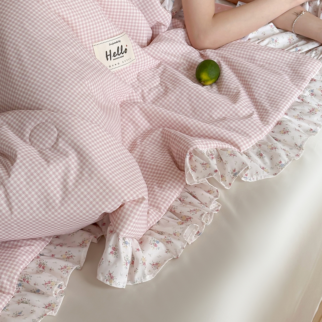 91家纺网 家纺一手货源 找家纺 RYB红黄兰 2026新款ins风夏被A类冰皮凉感夏凉被花边空调被 粉小格