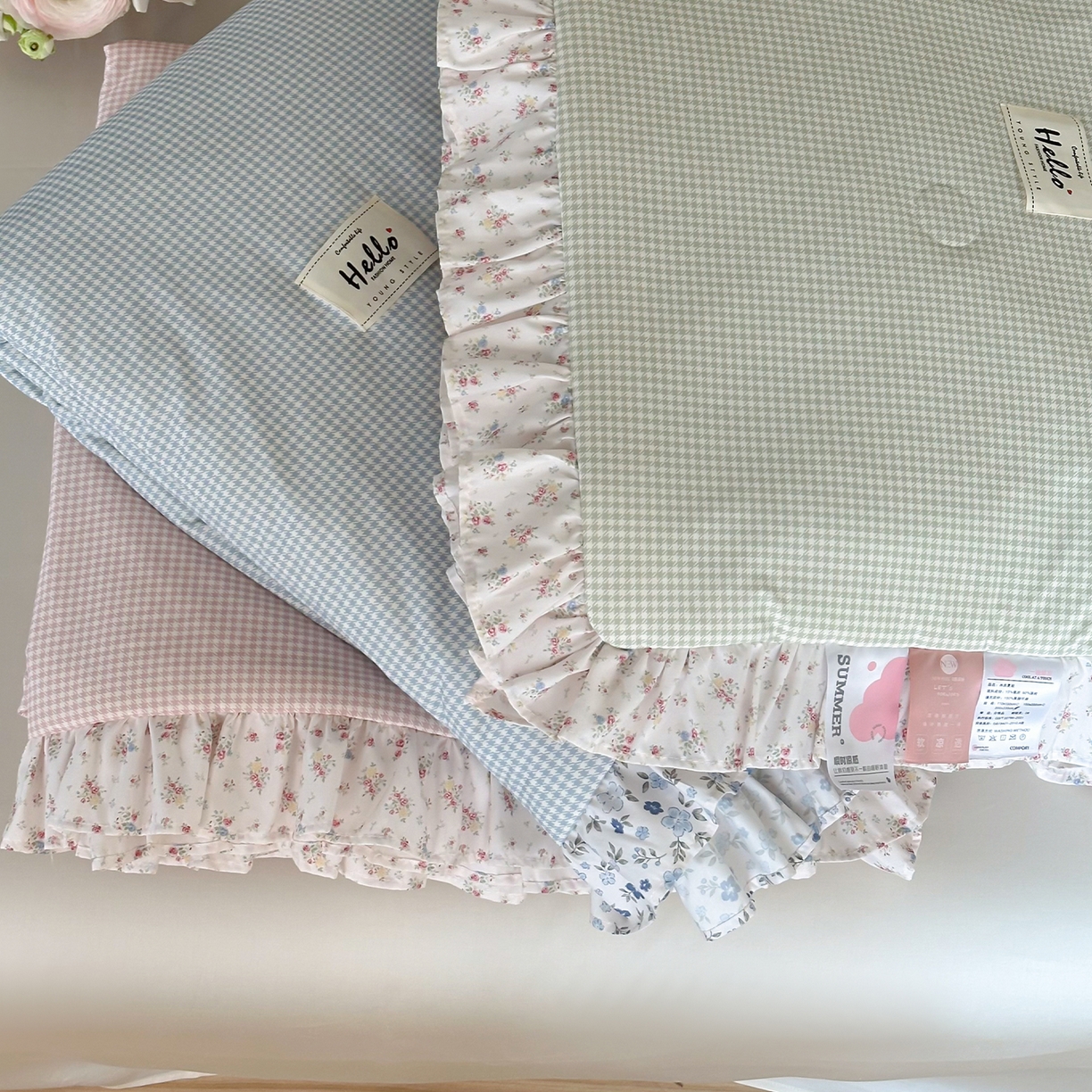 91家纺网 家纺一手货源 找家纺 RYB红黄兰 2026新款ins风夏被A类冰皮凉感夏凉被花边空调被 组合图