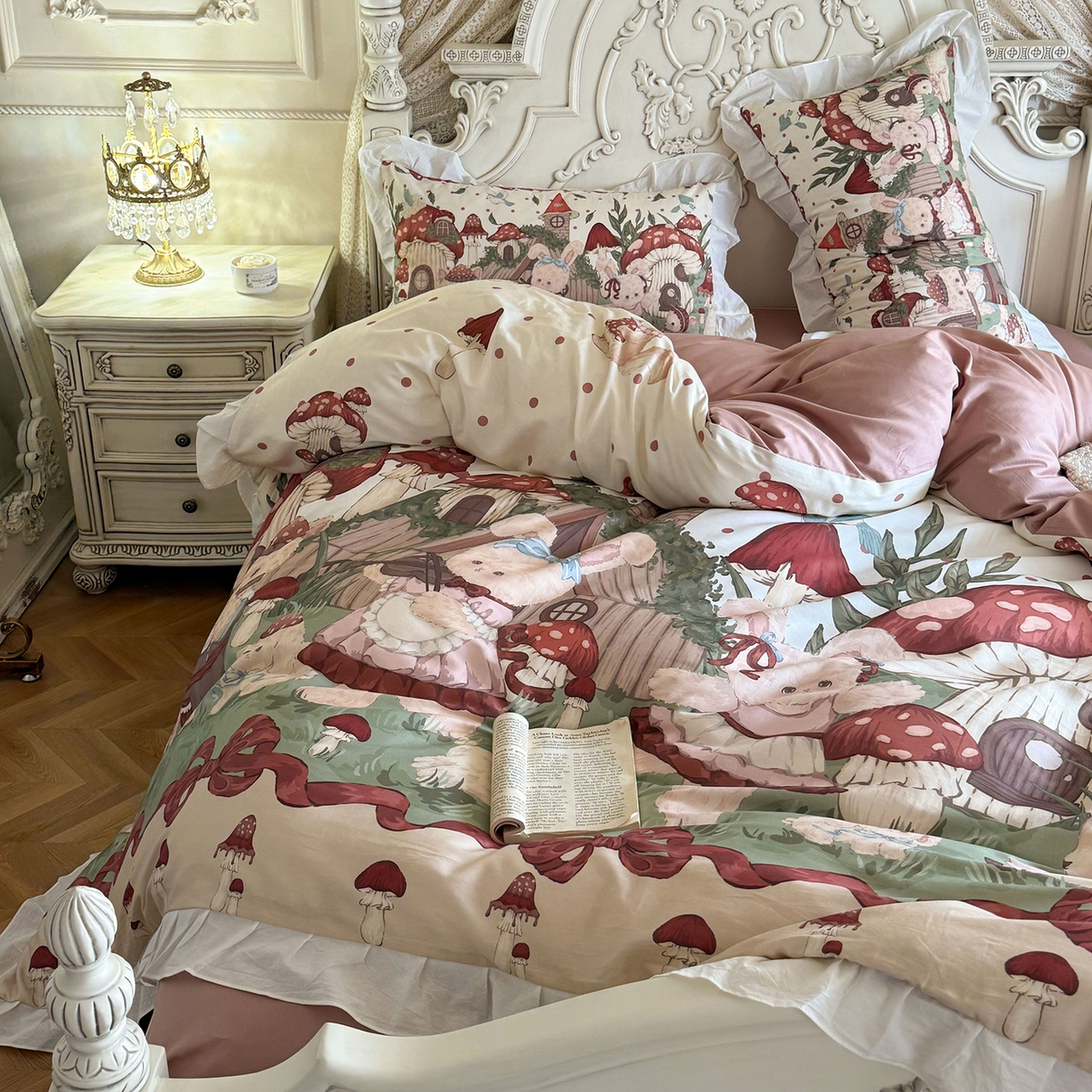 91家纺网 家纺一手货源 找家纺 桃喜 2026新款亲肤舒适洛丽塔系列四件套 森林音乐会