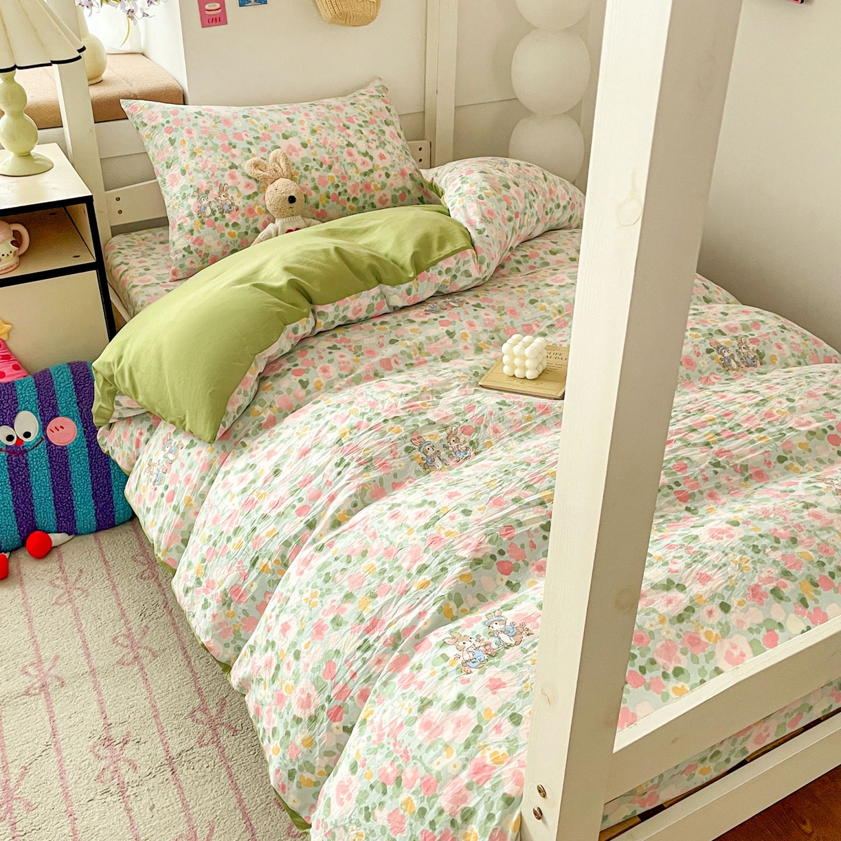 91家纺网 家纺一手货源 找家纺 纽缦家纺 2026新款A类水洗棉学生套件系列 小兔岛