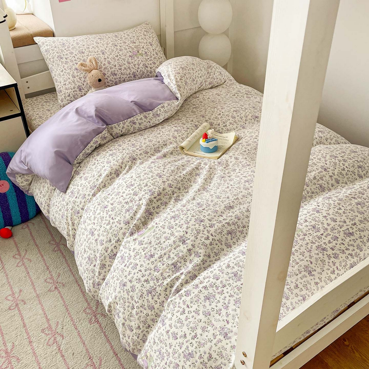 91家纺网 家纺一手货源 找家纺 纽缦家纺 2026新款A类水洗棉学生套件系列 小兔花漾