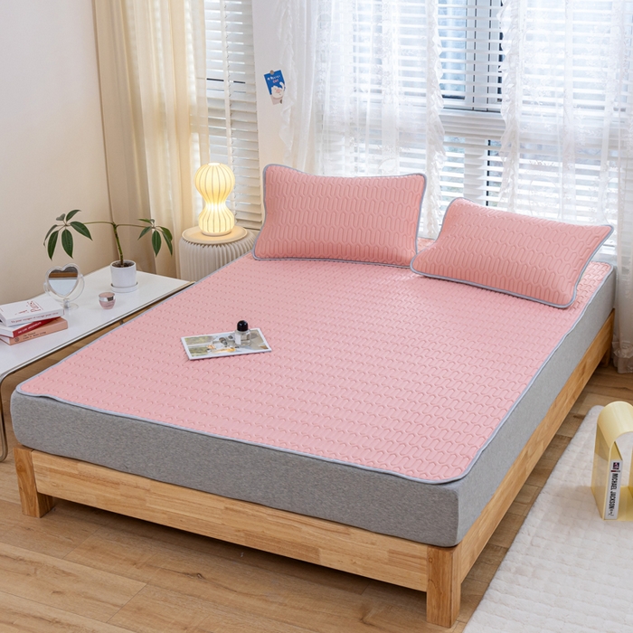 91家纺网 家纺一手货源 找家纺 默忆 2026新款凉感丝简约纯色乳胶凉席 藕粉