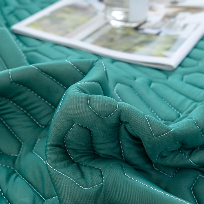 91家纺网 家纺一手货源 找家纺 默忆 2026新款凉感丝简约纯色乳胶凉席 墨绿