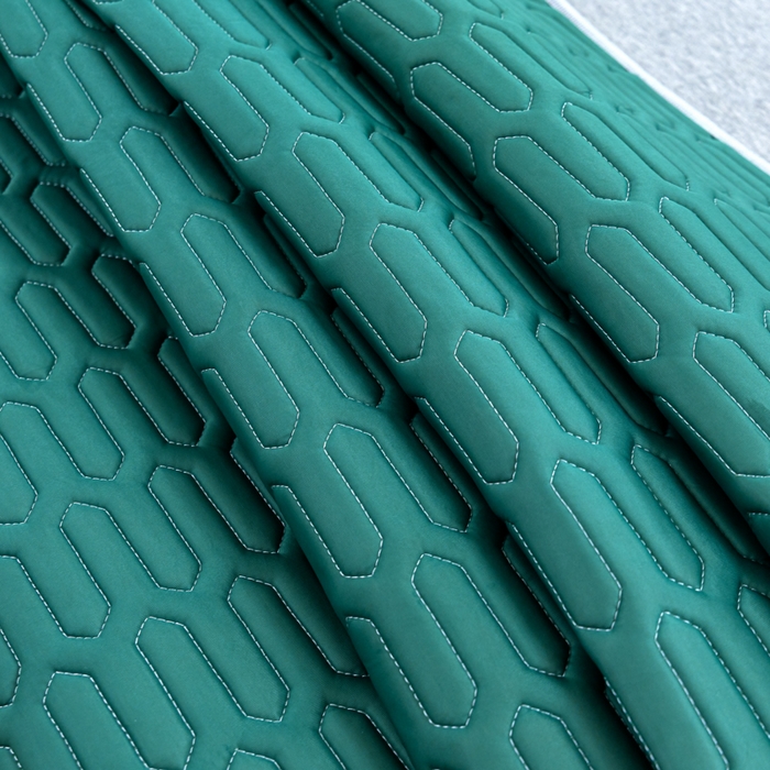 91家纺网 家纺一手货源 找家纺 默忆 2026新款凉感丝简约纯色乳胶凉席 墨绿