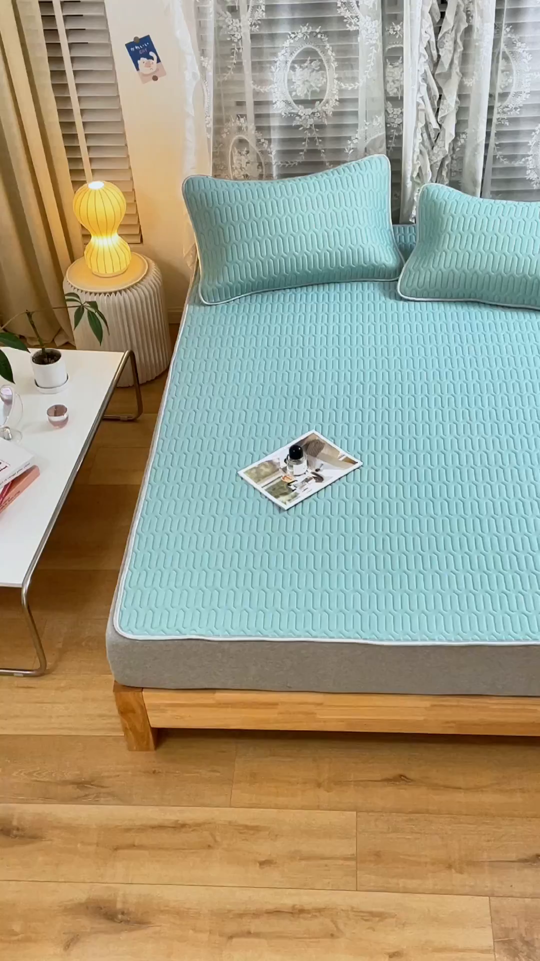 91家纺网 家纺一手货源 找家纺 默忆 2026新款凉感丝简约纯色乳胶凉席 橄榄绿