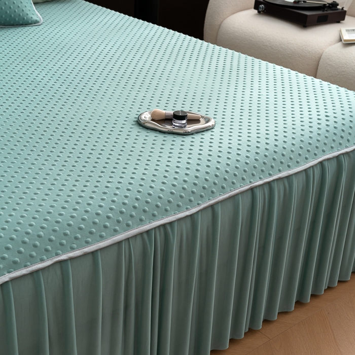 91家纺网 家纺一手货源 找家纺 （总）默忆 2026新款3DA类直播网红热款凉感丝冰豆豆三明治复合床裙款凉席三件套