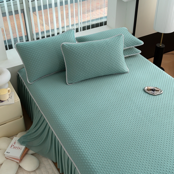 91家纺网 家纺一手货源 找家纺 （总）默忆 2026新款3DA类直播网红热款凉感丝冰豆豆三明治复合床裙款凉席三件套