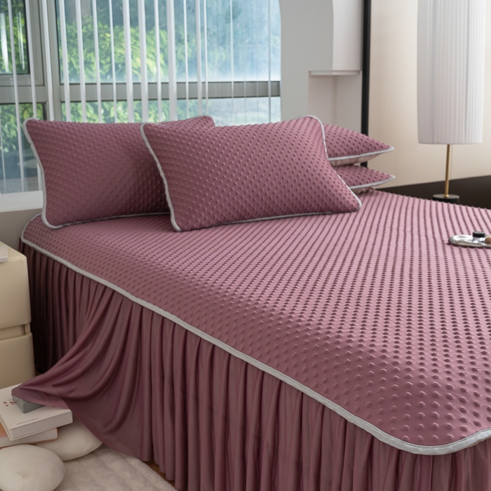 91家纺网 家纺一手货源 找家纺 默忆 2026新款3DA类直播网红热款凉感丝冰豆豆三明治复合床裙款凉席三件套 香芋紫