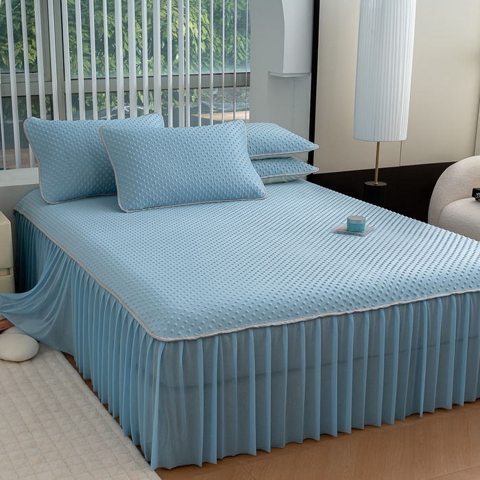 91家纺网 家纺一手货源 找家纺 默忆 2026新款3DA类直播网红热款凉感丝冰豆豆三明治复合床裙款凉席三件套 天空蓝