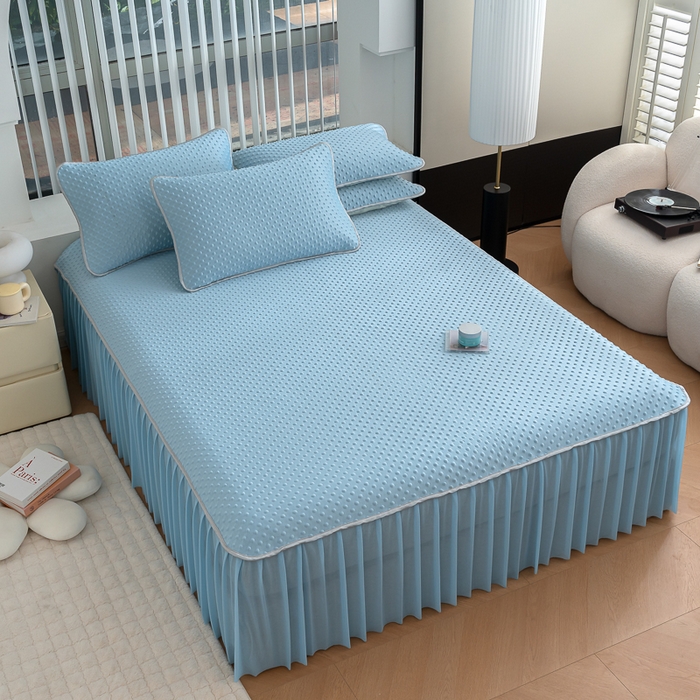 91家纺网 家纺一手货源 找家纺 默忆 2026新款3DA类直播网红热款凉感丝冰豆豆三明治复合床裙款凉席三件套 天空蓝