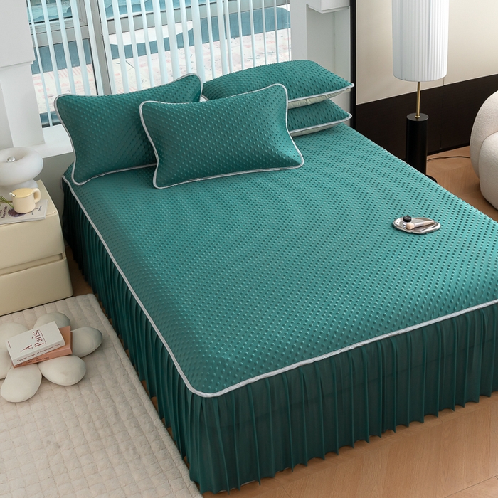 91家纺网 家纺一手货源 找家纺 默忆 2026新款3DA类直播网红热款凉感丝冰豆豆三明治复合床裙款凉席三件套 墨绿