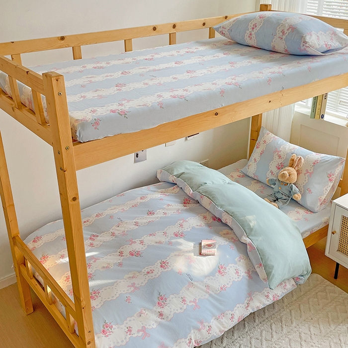 91家纺网 家纺一手货源 找家纺 纽缦家纺 2026新款A类水洗棉学生套件系列 甜雾予月