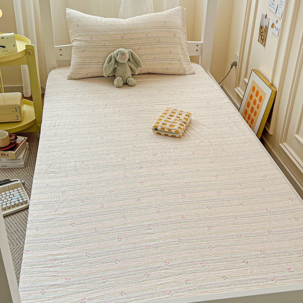 91家纺网 家纺一手货源 找家纺 纽缦家纺 2026新款A类水洗棉学生套件系列 甜樱恋曲