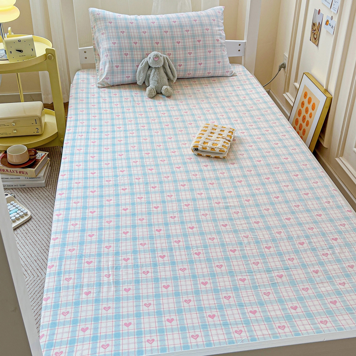 91家纺网 家纺一手货源 找家纺 纽缦家纺 2026新款A类水洗棉学生套件系列 温暖粉心