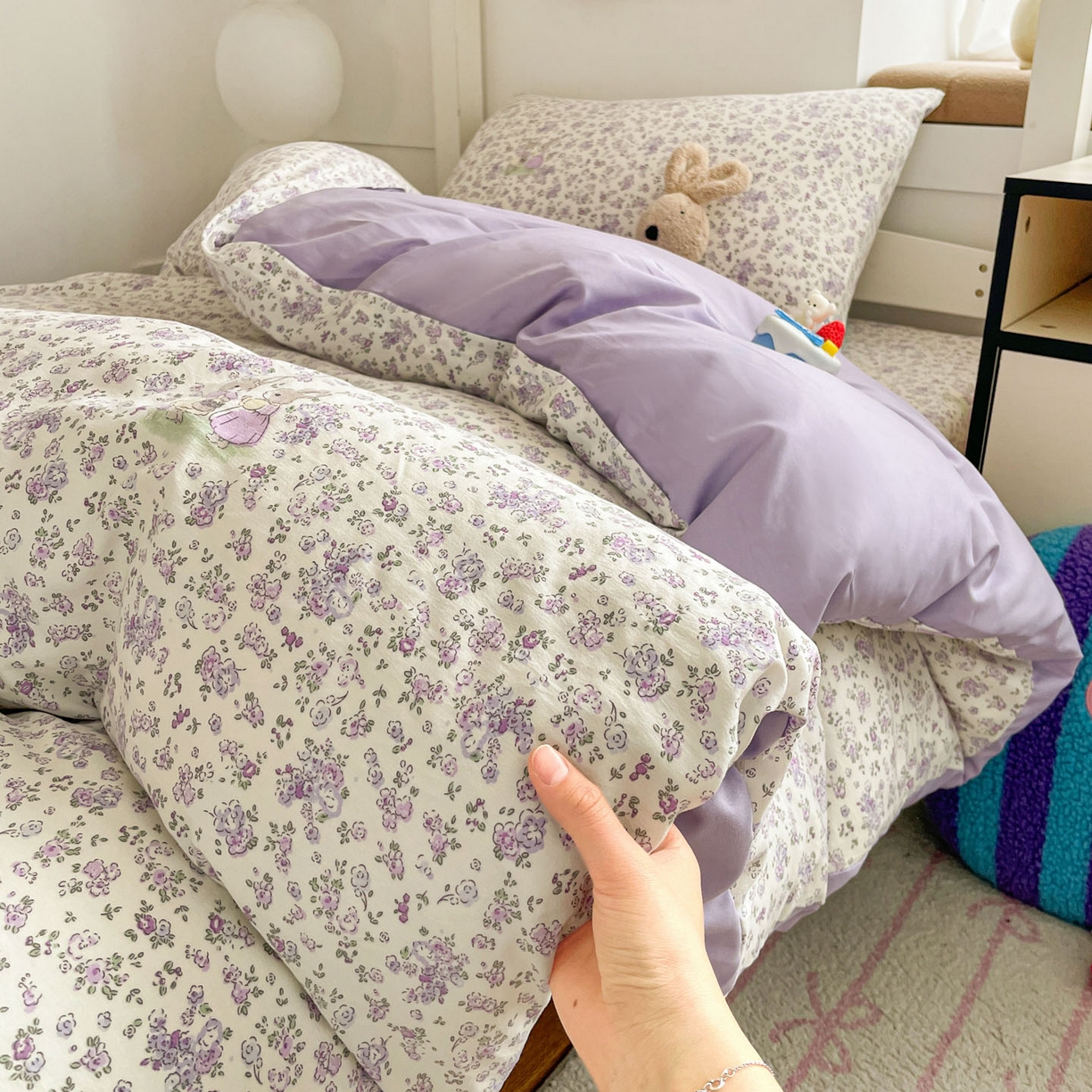 91家纺网 家纺一手货源 找家纺 纽缦家纺 2026新款A类水洗棉学生套件系列 小兔花漾