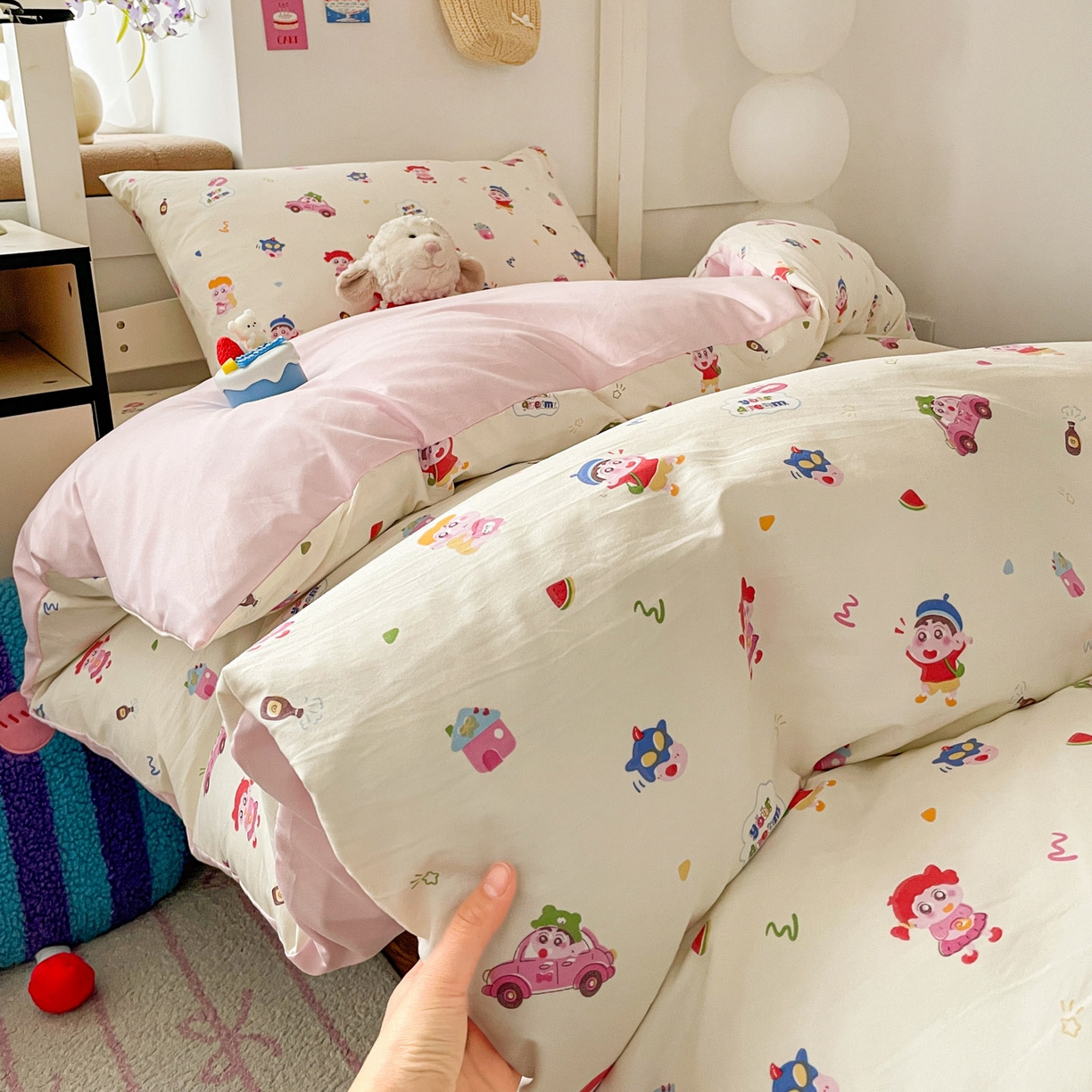 91家纺网 家纺一手货源 找家纺 纽缦家纺 2026新款A类水洗棉学生套件系列 小新控