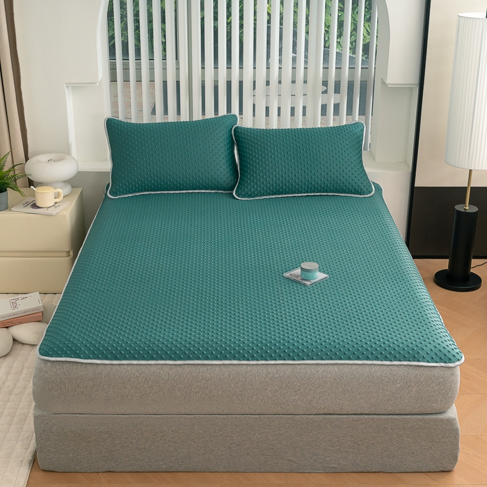 默忆 2026新款3D轻奢风A类直播网红热款凉感丝冰豆豆三明治复合床单款凉席两件套三件套 墨绿