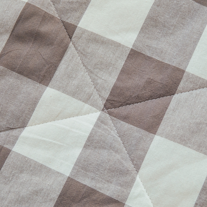 91家纺网 家纺一手货源 找家纺 雅萱家纺 2026新款全棉色织水洗棉棉花夏被 日和-大棕格 棉花夏被四件套