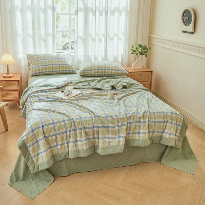 91家纺网 家纺一手货源 找家纺 雅萱家纺 2026新款全棉色织水洗棉棉花夏被 山野间 棉花夏被四件套