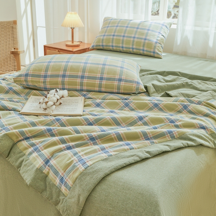 91家纺网 家纺一手货源 找家纺 雅萱家纺 2026新款全棉色织水洗棉棉花夏被 山野间 棉花夏被四件套