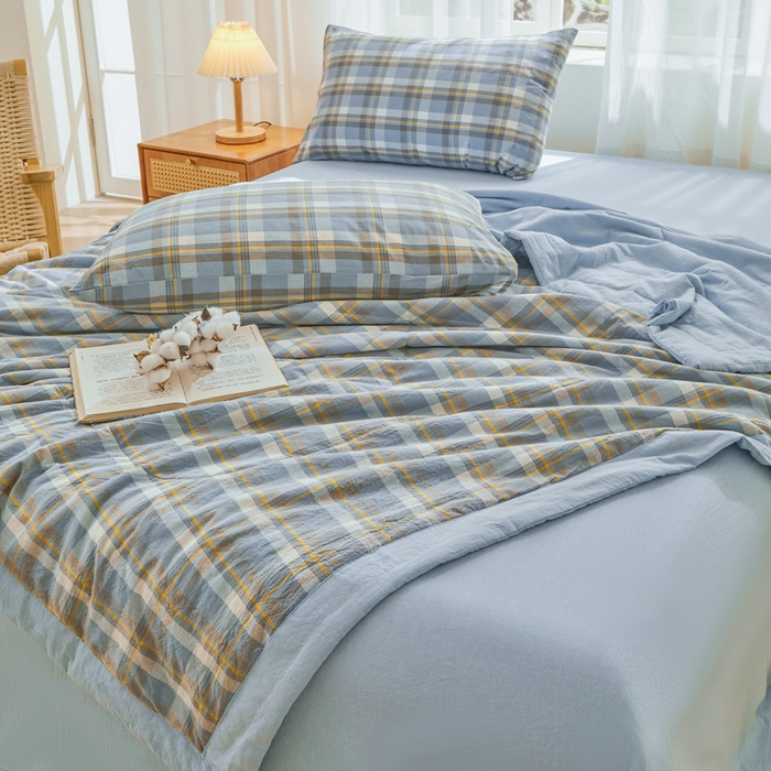 91家纺网 家纺一手货源 找家纺 雅萱家纺 2026新款全棉色织水洗棉棉花夏被 意境-兰星格 棉花夏被四件套