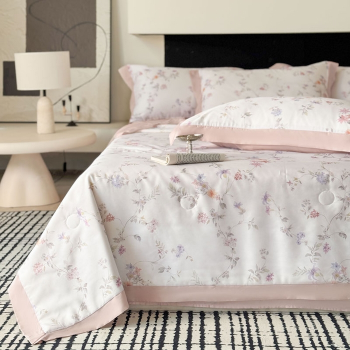 91家纺网 家纺一手货源 找家纺 莱豫家纺 2026新款莱赛尔天丝夏被四件套 花野初柠粉