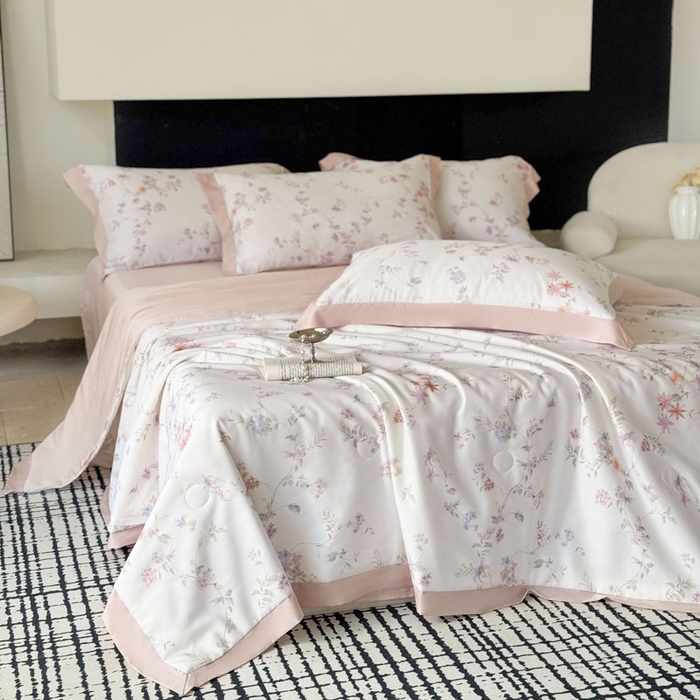 91家纺网 家纺一手货源 找家纺 莱豫家纺 2026新款莱赛尔天丝夏被四件套 花野初柠粉