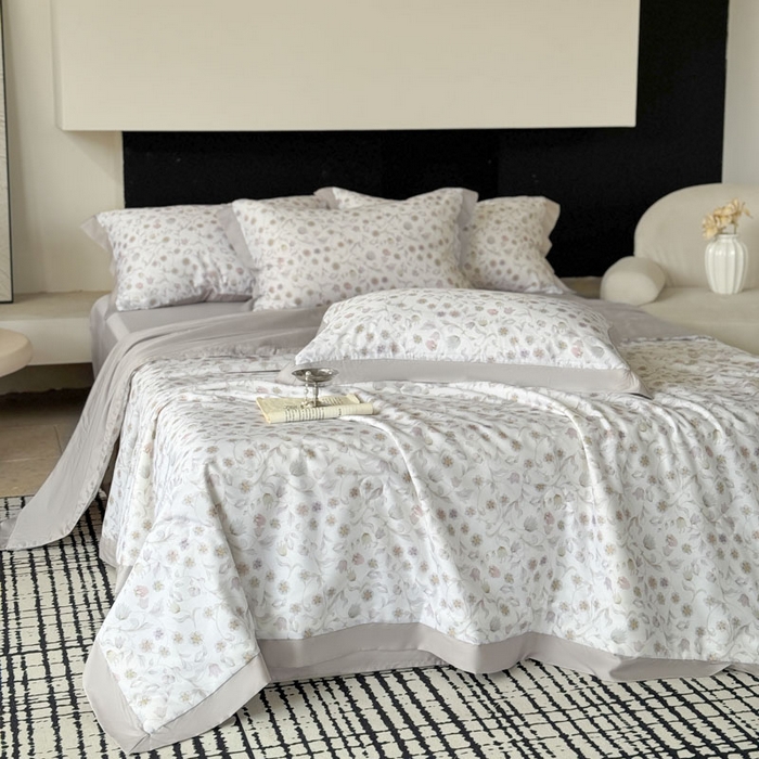 91家纺网 家纺一手货源 找家纺 莱豫家纺 2026新款莱赛尔天丝夏被四件套 蔷薇花眠紫灰