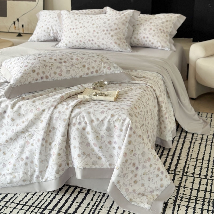 91家纺网 家纺一手货源 找家纺 莱豫家纺 2026新款莱赛尔天丝夏被四件套 蔷薇花眠紫灰