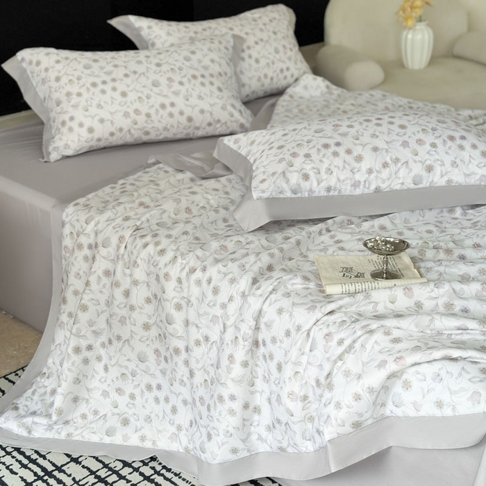 91家纺网 家纺一手货源 找家纺 莱豫家纺 2026新款莱赛尔天丝夏被四件套 蔷薇花眠紫灰