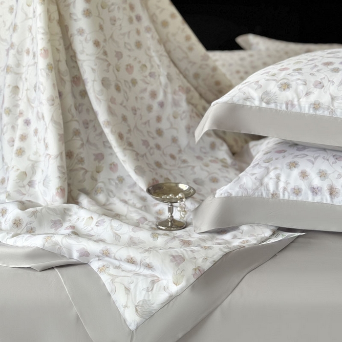 91家纺网 家纺一手货源 找家纺 莱豫家纺 2026新款莱赛尔天丝夏被四件套 蔷薇花眠紫灰