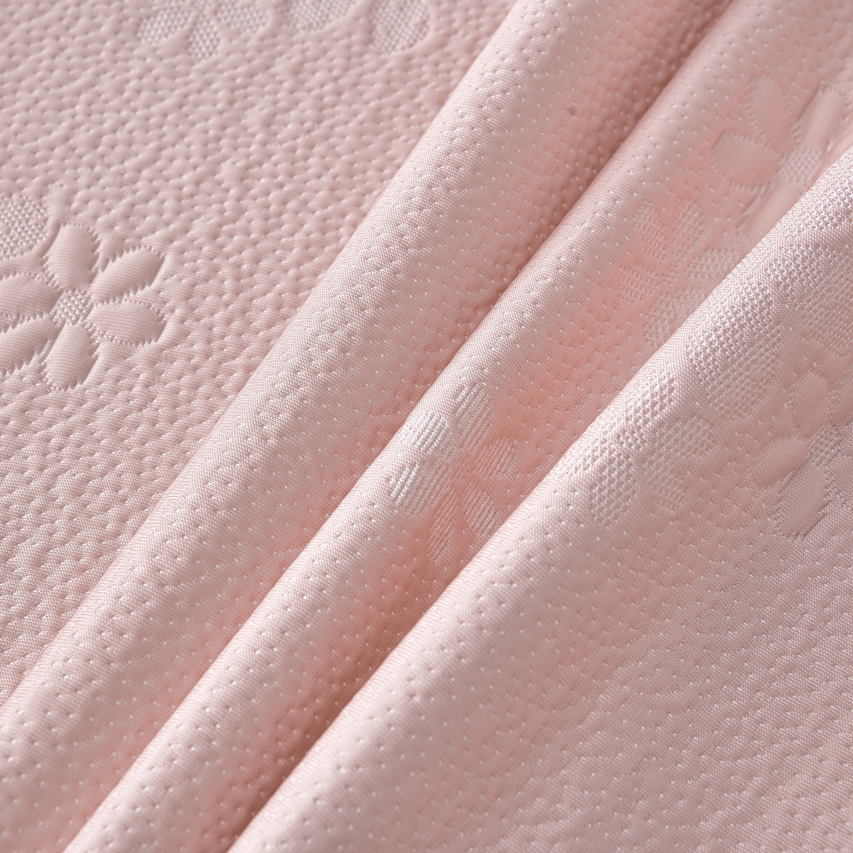 91家纺网 家纺一手货源 找家纺 民新家纺 2026新款3D立体冰豆豆席床裙三件套 幸运花朵-粉