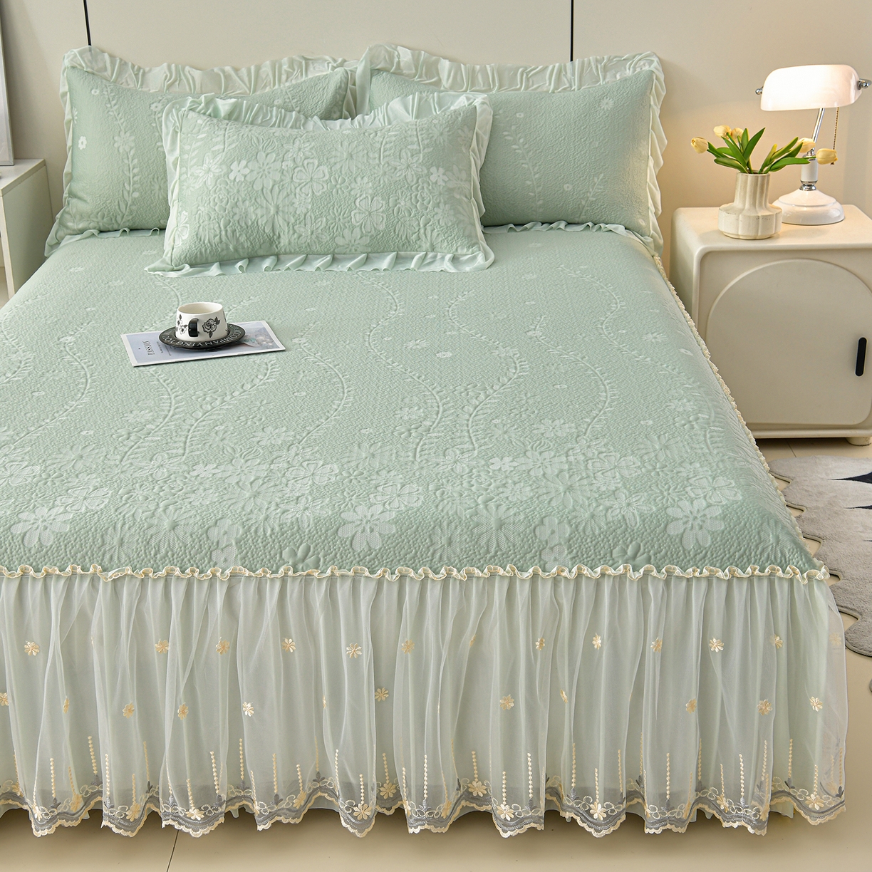 91家纺网 家纺一手货源 找家纺 民新家纺 2026新款3D立体冰豆豆席床裙三件套 漫舞-绿