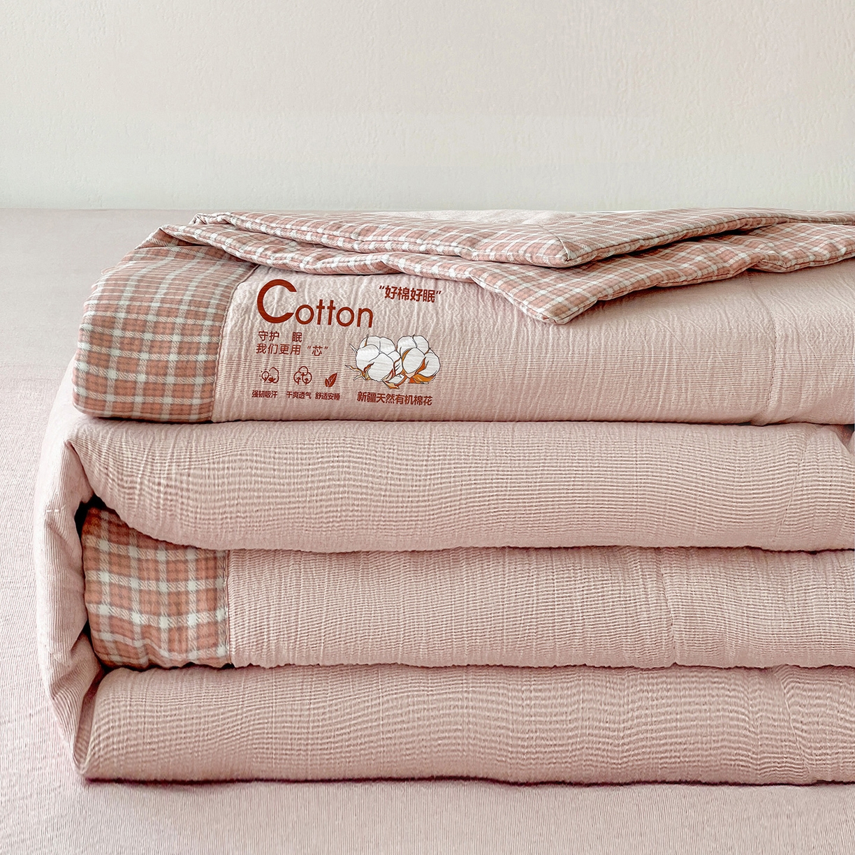 91家纺网 家纺一手货源 找家纺 鹿辉家居（原吉欧力） 2026新款100%新疆棉花水洗色织夏被四件套 浅粉