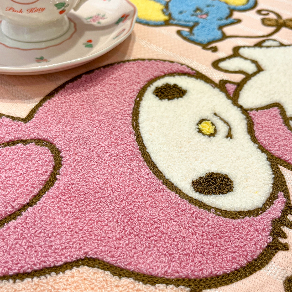 91家纺网 家纺一手货源 找家纺 （总）蓝邻家纺 2026新款PE提花三丽鸥毛巾绣凉席床笠