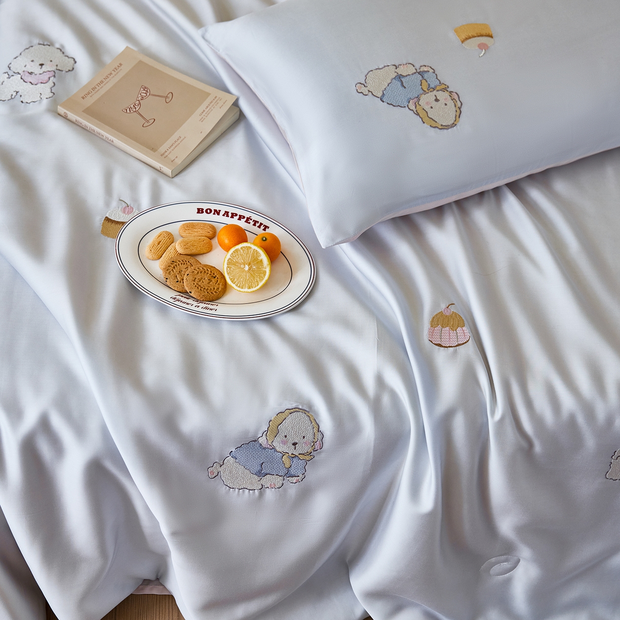 91家纺网 家纺一手货源 找家纺 风向标家纺 2026新款50天丝大豆棉夏被-萌宠甜夏系列 蓝汪浅夏