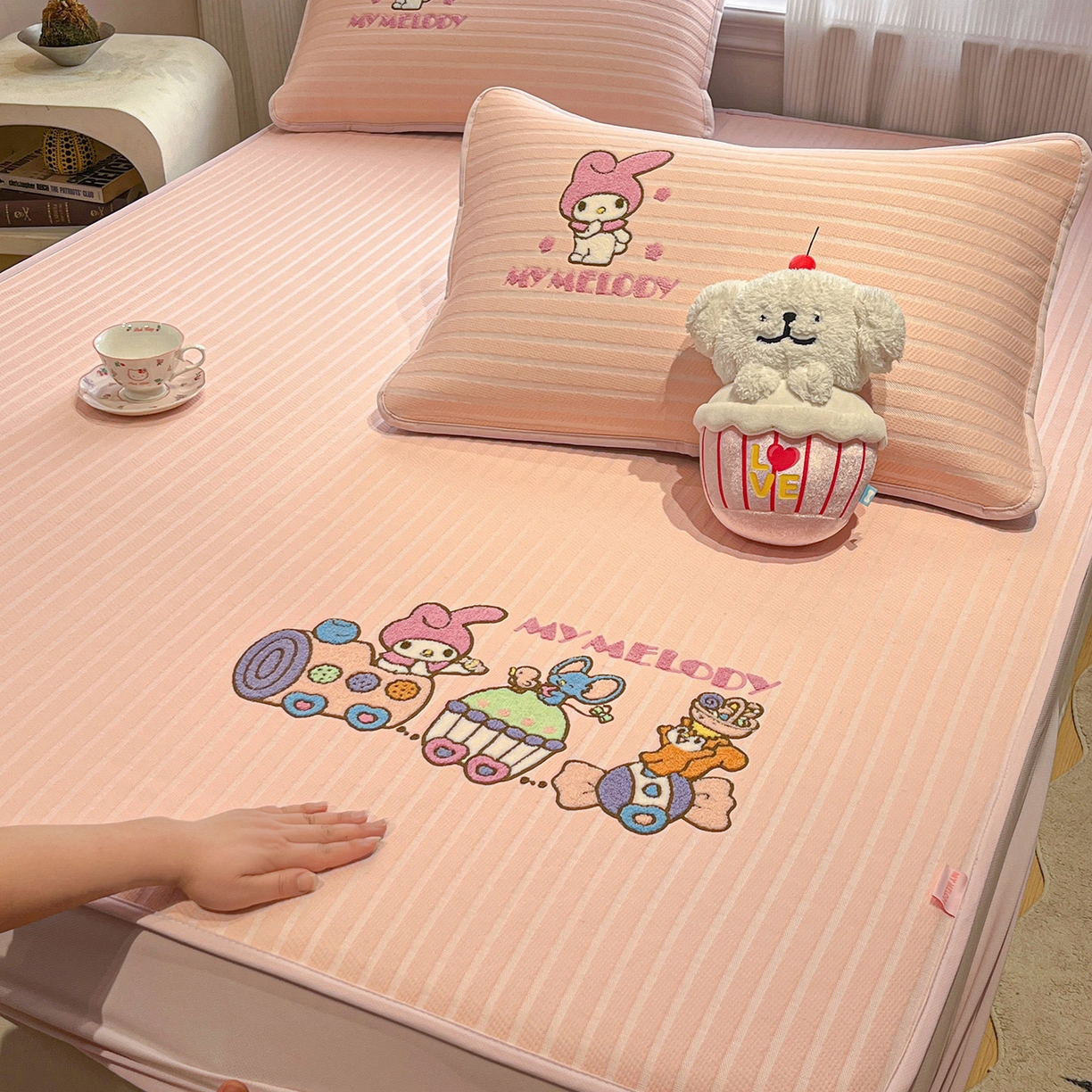 91家纺网 家纺一手货源 找家纺 （总）蓝邻家纺 2026新款PE提花三丽鸥毛巾绣凉席床笠