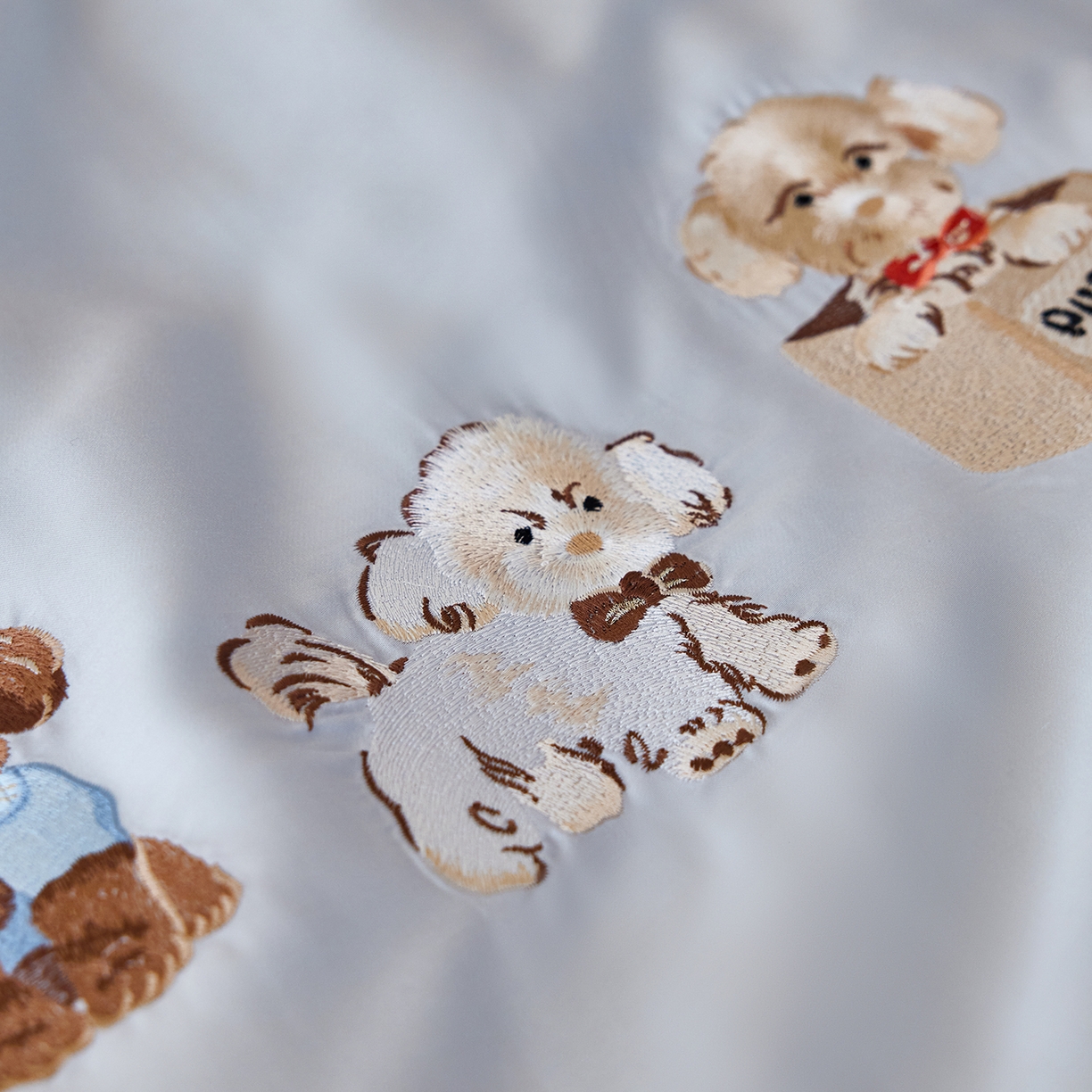 91家纺网 家纺一手货源 找家纺 风向标家纺 2026新款50天丝大豆棉夏被-萌宠甜夏系列 奶汪派对