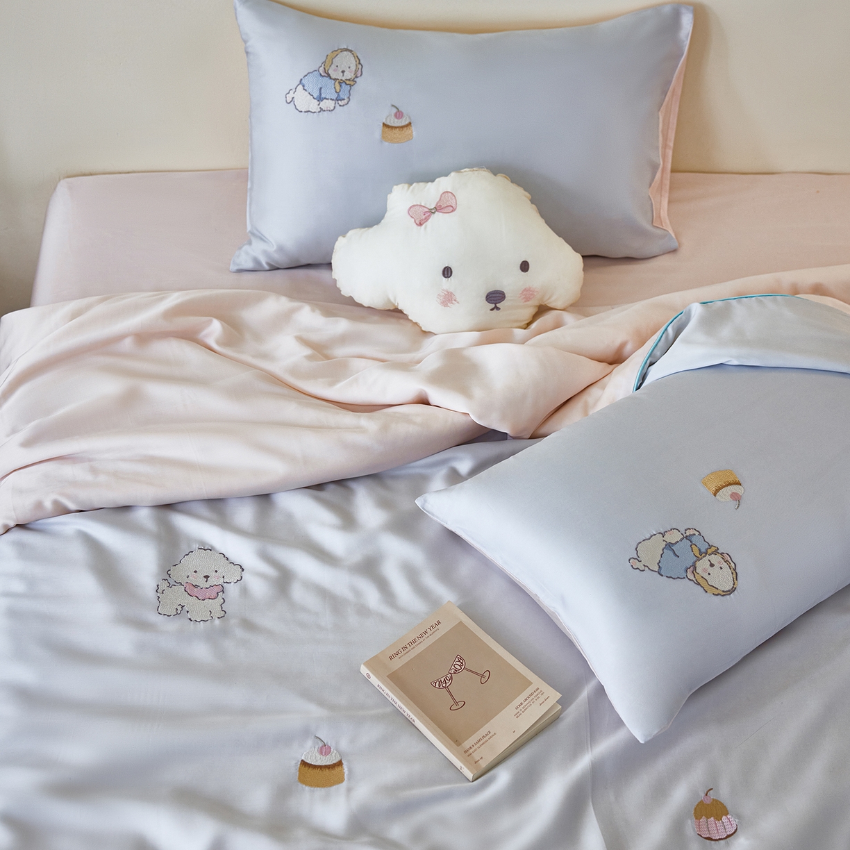 91家纺网 家纺一手货源 找家纺 风向标家纺 2026新款50天丝大豆棉夏被-萌宠甜夏系列 蓝汪浅夏