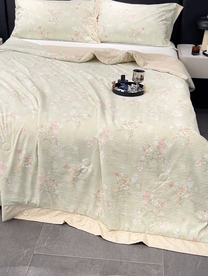 91家纺网 家纺一手货源 找家纺 梦舒羽 2026新款A类夏天原麻纽扣加厚夏被宿舍双人床仿亚麻被子被芯 清风花叙