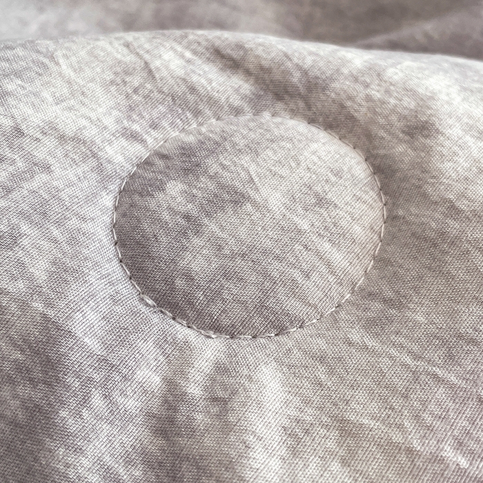 91家纺网 家纺一手货源 找家纺 梦舒羽 2026新款A类夏天原麻纽扣加厚夏被宿舍双人床仿亚麻被子被芯 花与蝶