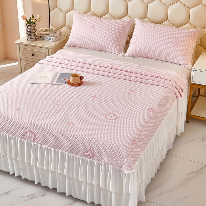 91家纺网 家纺一手货源 找家纺 （总）栩裕纺织 2026新款冰豆豆凉席床裙款