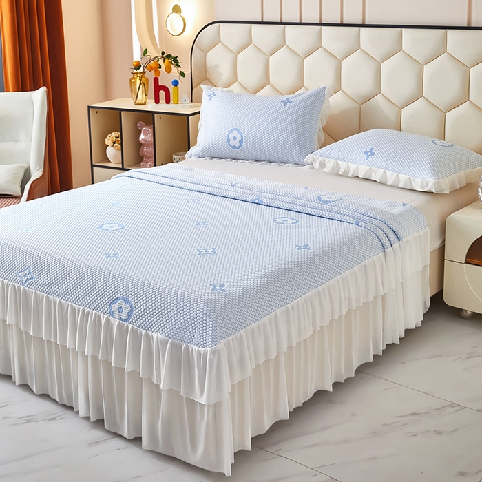 91家纺网 家纺一手货源 找家纺 栩裕纺织 2026新款冰豆豆凉席床裙款 蓝色