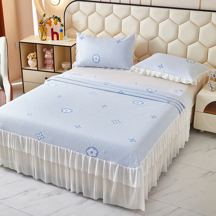 91家纺网 家纺一手货源 找家纺 栩裕纺织 2026新款冰豆豆凉席床裙款 蓝色