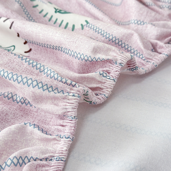 91家纺网 家纺一手货源 找家纺 缦彩 2026新款A类全棉老粗布床笠单件加厚床罩三件套 浅草花信