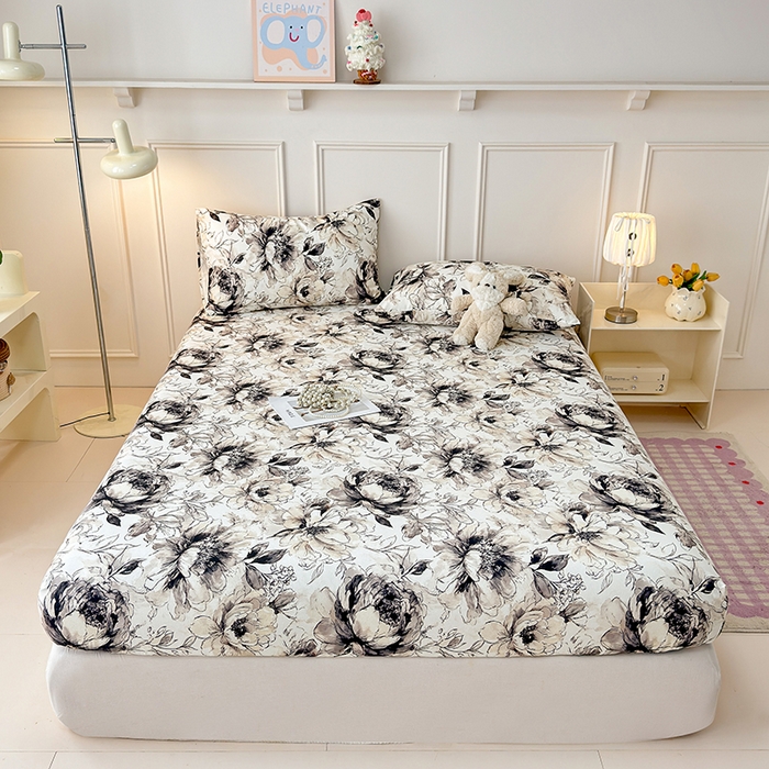 91家纺网 家纺一手货源 找家纺 缦彩 2026新款A类全棉老粗布床笠单件加厚床罩三件套 素墨芳华