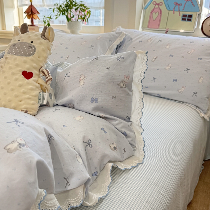 91家纺网 家纺一手货源 找家纺 漫仙阁家纺 2026新款云感泡芙棉四件套 蓝兔小姐