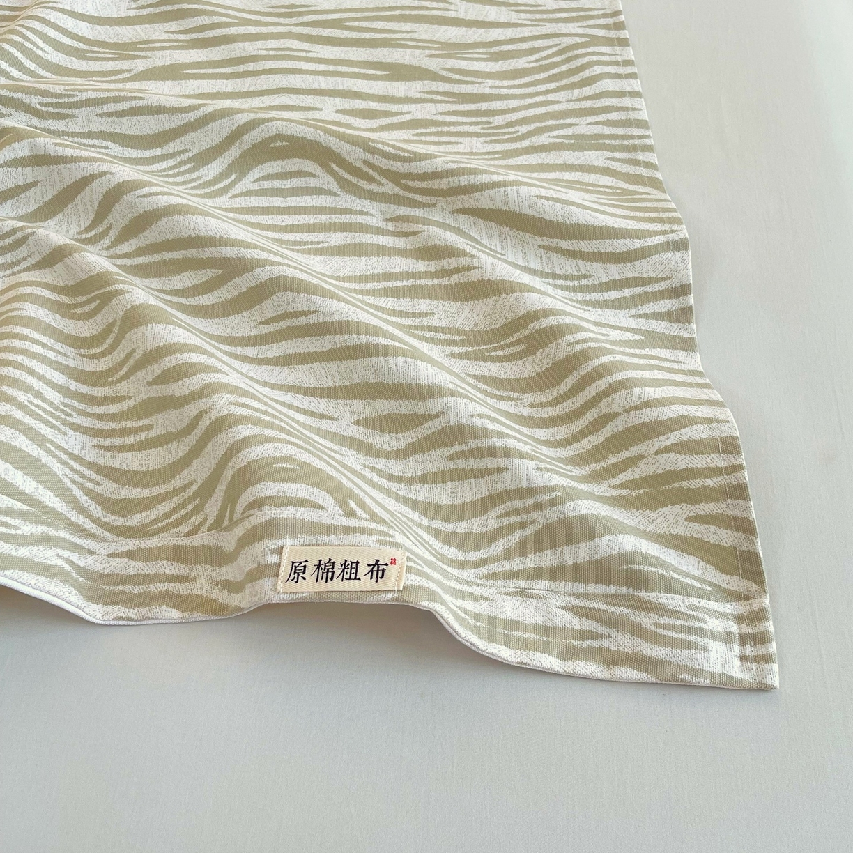 91家纺网 家纺一手货源 找家纺 春皖家纺 2026新款全棉老粗布席子凉席普通款单床单床单单件 星野纹-米