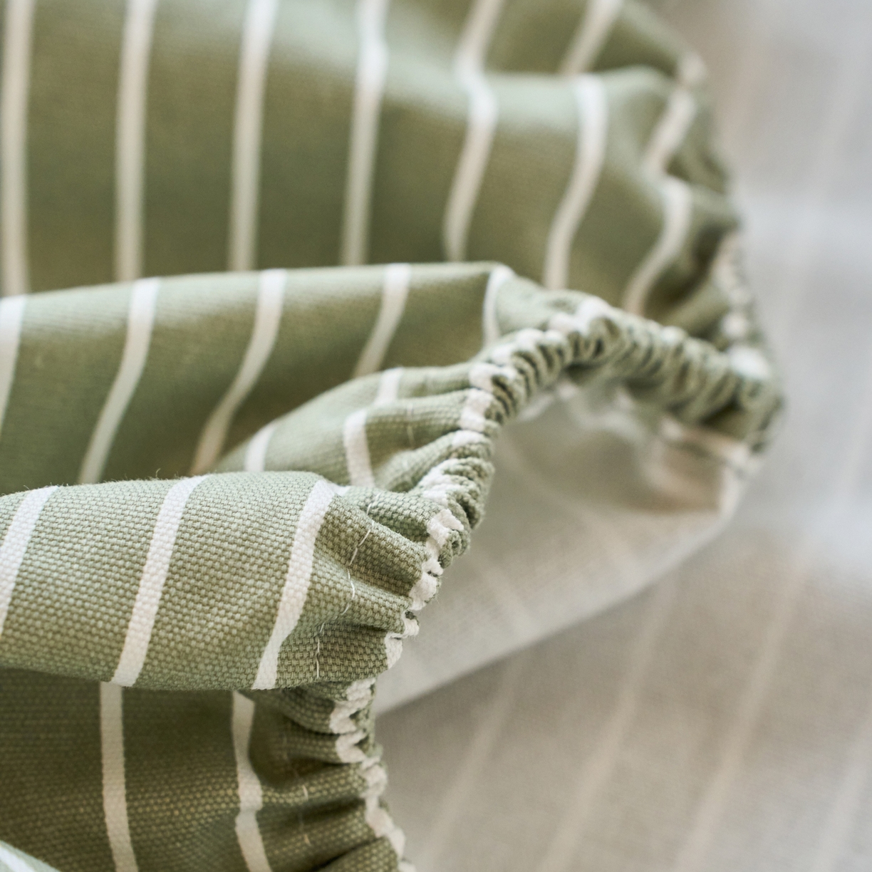 91家纺网 家纺一手货源 找家纺 春皖家纺 2026新款全棉老粗布席子凉席普通款单床笠床笠单件 细川-绿